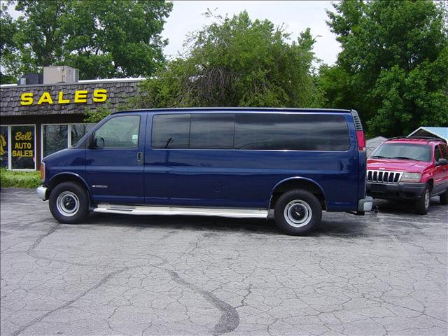 Chevrolet Express Base Passenger Van