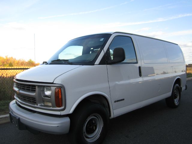 Chevrolet Express 2001 photo 4