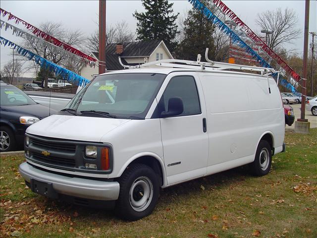 Chevrolet Express 2001 photo 1