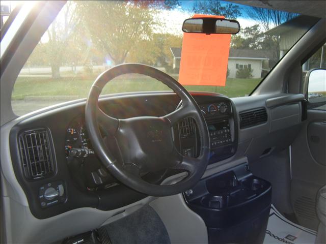 Chevrolet Express 2001 photo 4