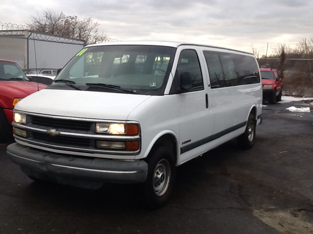 Chevrolet Express 2001 photo 4