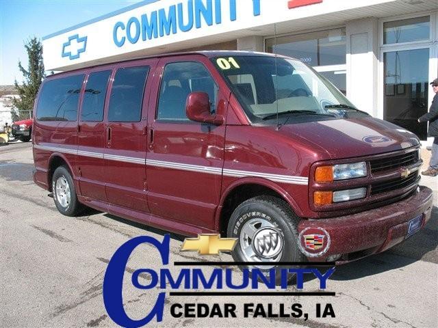 Chevrolet Express SL1 Passenger Van