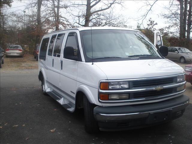 Chevrolet Express Base Passenger Van