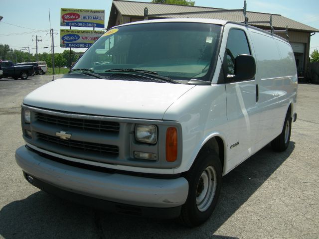 Chevrolet Express 2001 photo 4