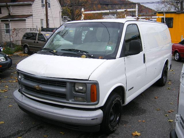 Chevrolet Express Base Passenger Van