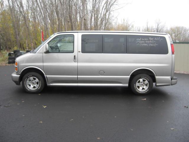 Chevrolet Express 2001 photo 3