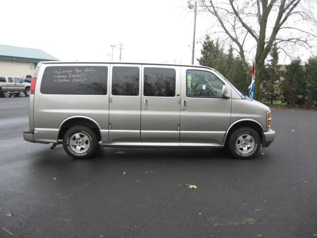 Chevrolet Express 2001 photo 4