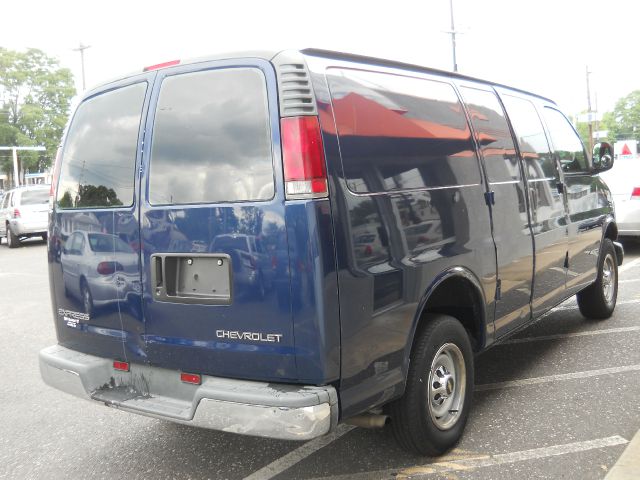 Chevrolet Express 2001 photo 3