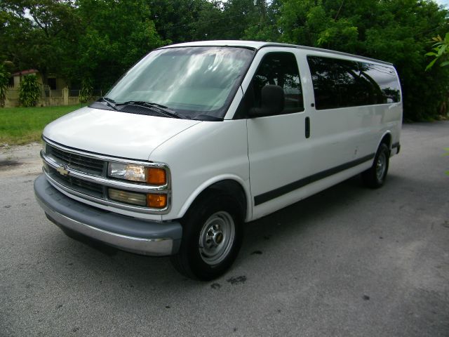 Chevrolet Express 2001 photo 7