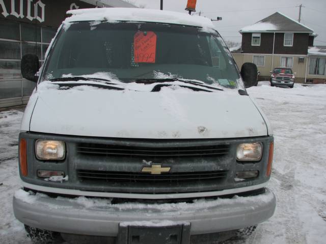 Chevrolet Express 2001 photo 3