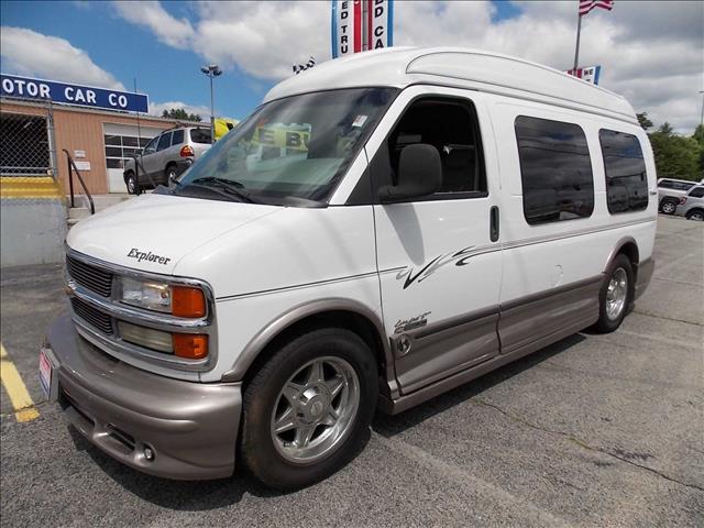 Chevrolet Express 2002 photo 23