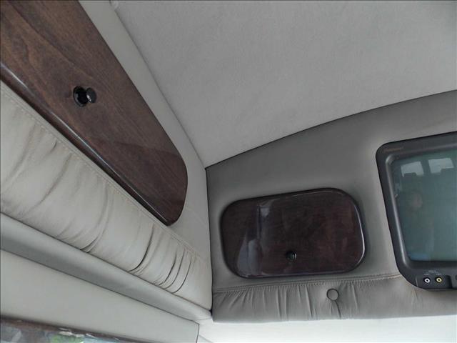 Chevrolet Express 2002 photo 24