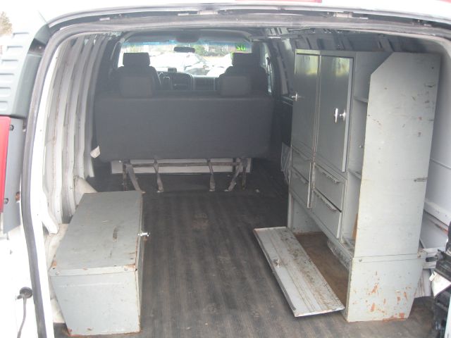 Chevrolet Express 2002 photo 1