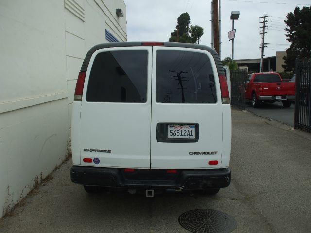 Chevrolet Express 2002 photo 4