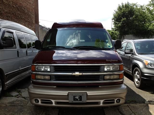 Chevrolet Express 2002 photo 1