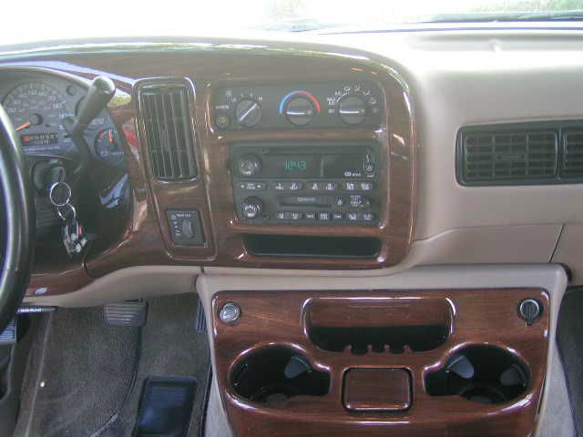 Chevrolet Express 2002 photo 35