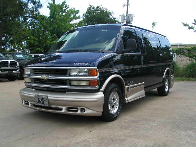 Chevrolet Express 2002 photo 39