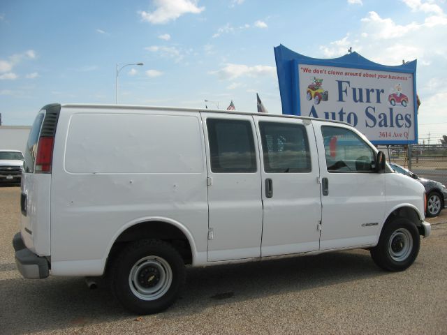 Chevrolet Express 2002 photo 1