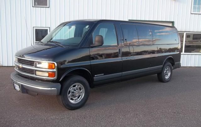 Chevrolet Express 2002 photo 1