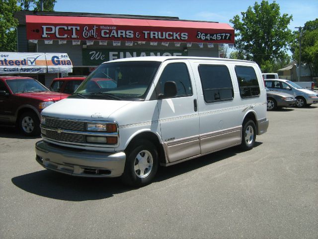 Chevrolet Express 2002 photo 3