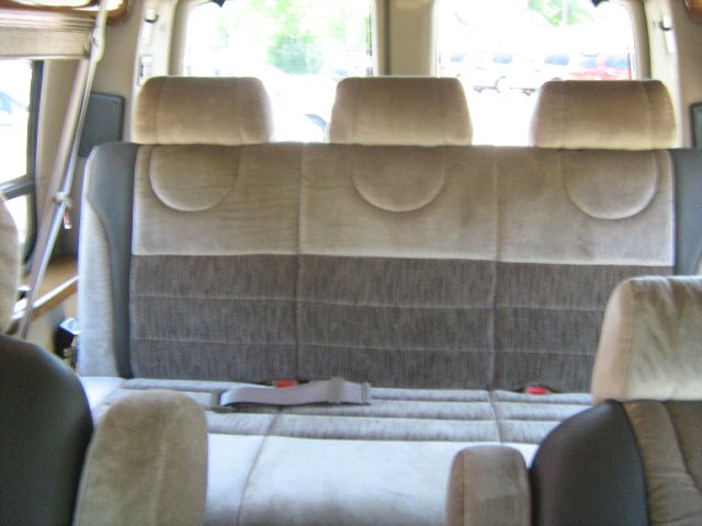 Chevrolet Express 2002 photo 7