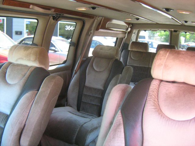 Chevrolet Express 2002 photo 8