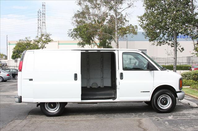 Chevrolet Express 2002 photo 4