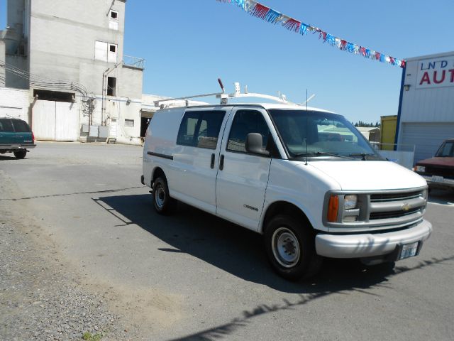 Chevrolet Express 2002 photo 3