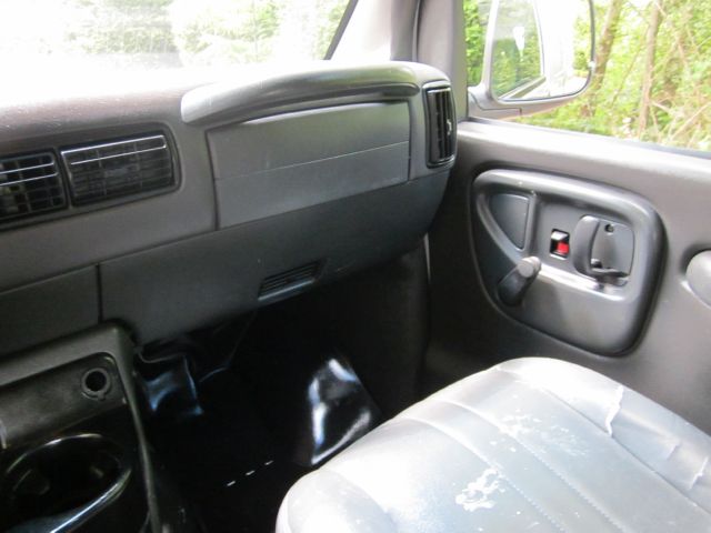 Chevrolet Express 2002 photo 4