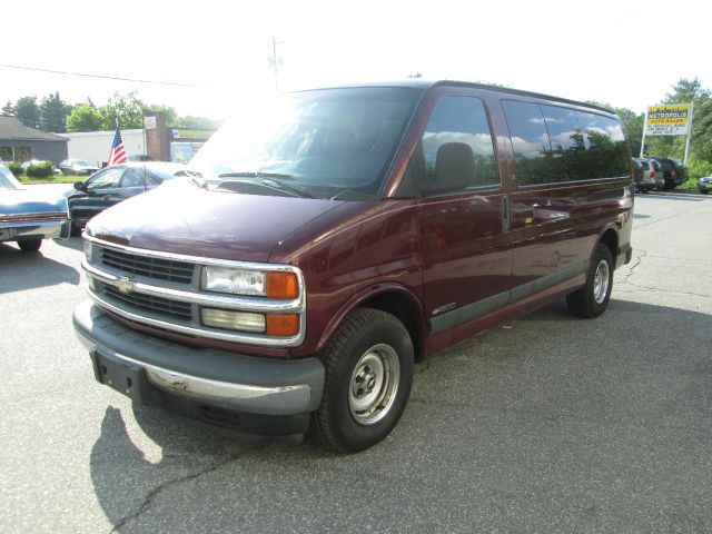 Chevrolet Express 2002 photo 11