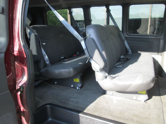 Chevrolet Express 2002 photo 3