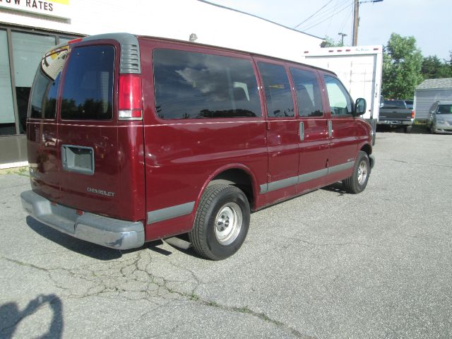 Chevrolet Express 2002 photo 9