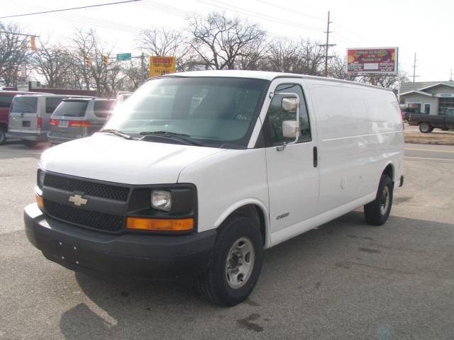 Chevrolet Express 4WD Access V6 AT Cargo Van