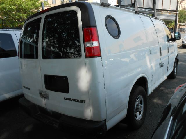 Chevrolet Express 2003 photo 6