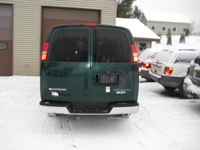 Chevrolet Express 2003 photo 1