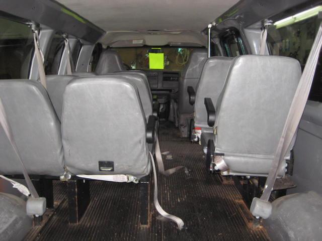 Chevrolet Express 2003 photo 3