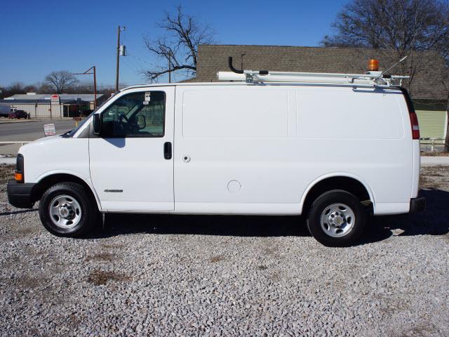 Chevrolet Express 2003 photo 1