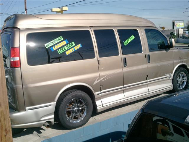 Chevrolet Express 2003 photo 1