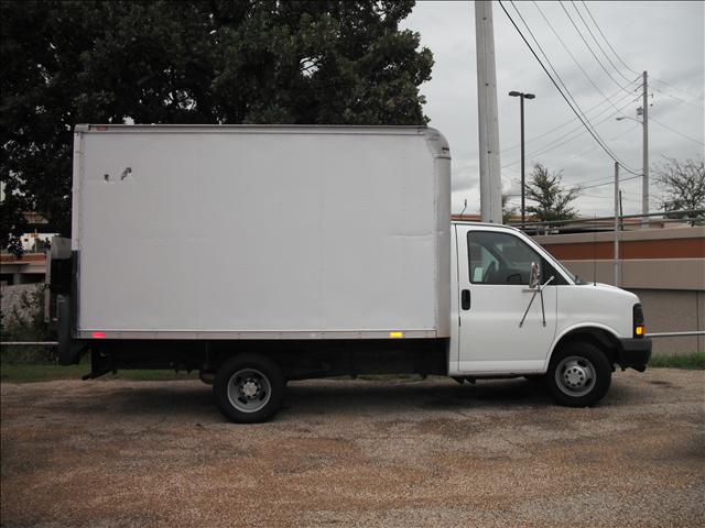 Chevrolet Express Base Passenger Van