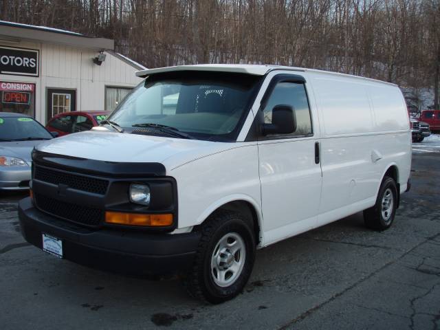 Chevrolet Express Unknown Passenger Van