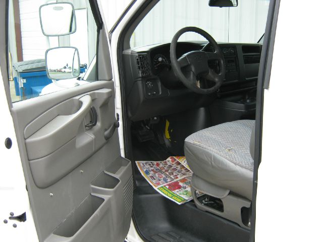 Chevrolet Express 2003 photo 6