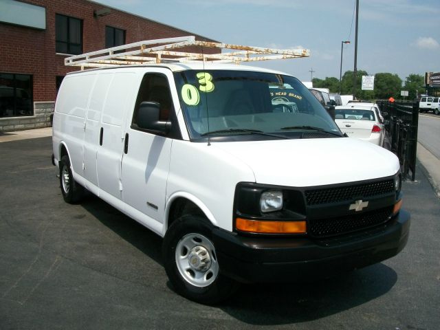 Chevrolet Express 2003 photo 3