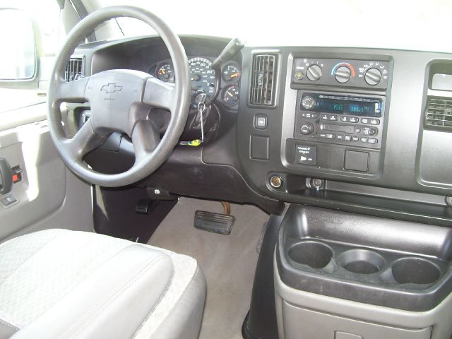 Chevrolet Express 2004 photo 5