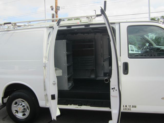 Chevrolet Express 2004 photo 12