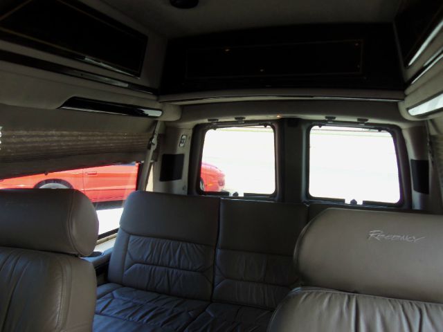 Chevrolet Express 2004 photo 5