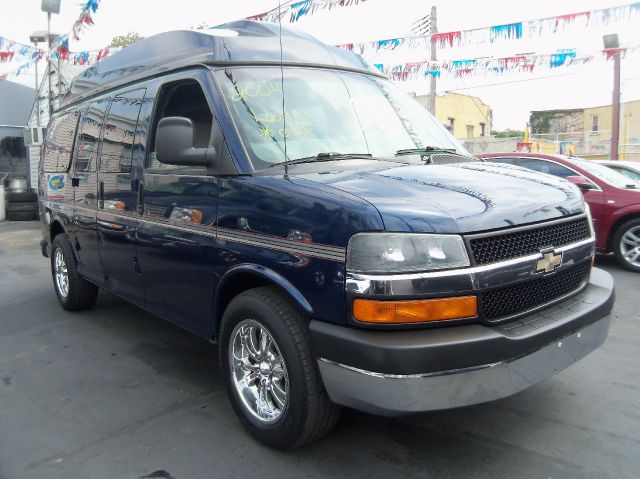 Chevrolet Express 2004 photo 3