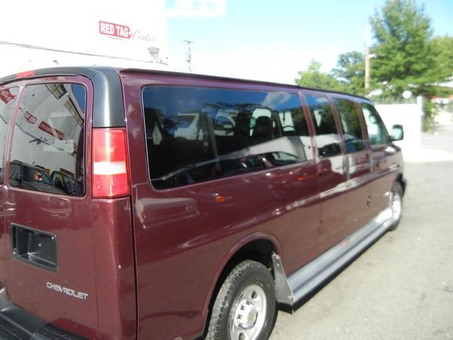 Chevrolet Express 2004 photo 1