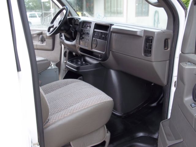 Chevrolet Express 2004 photo 4