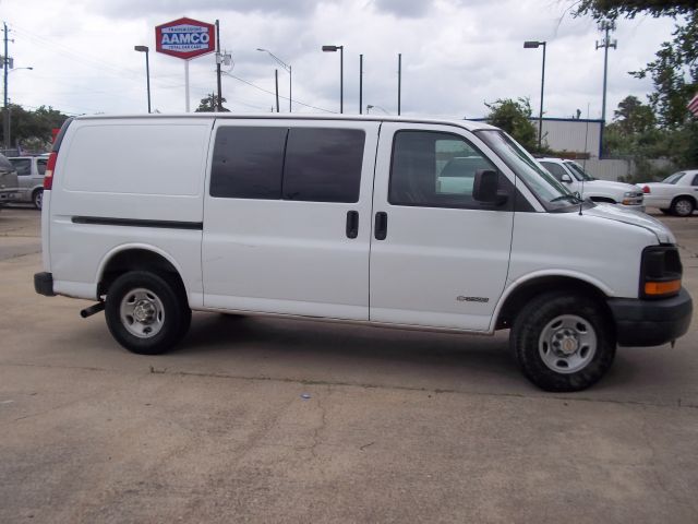 Chevrolet Express 2004 photo 8