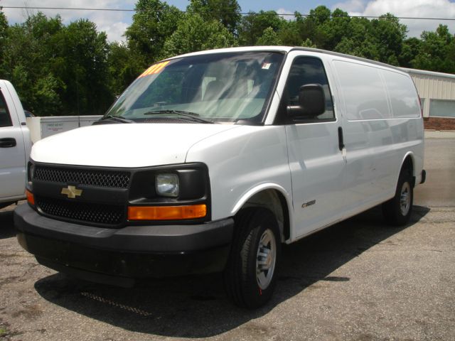 Chevrolet Express 2004 photo 10